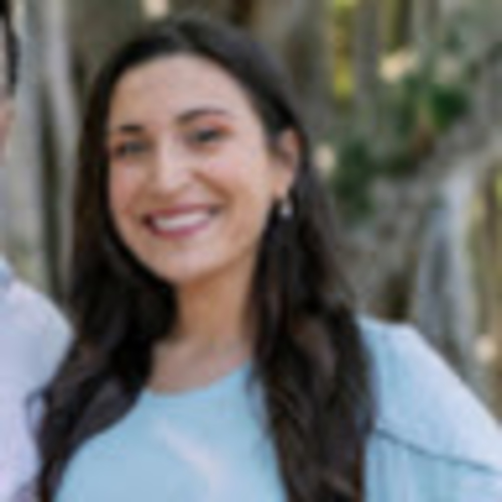 Meet your Posher, Cristina